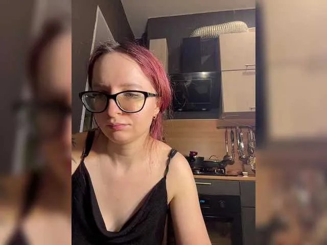 Emma4coy on BongaCams