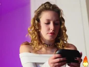 _taylor_swift — Taylor's party!  - Multi-Goal :  1g-BJ, 2g-condom, 3g-gag+clamps, 4g-ice+oil, 5g-buttplug #dance #natural #young #lovense #blonde