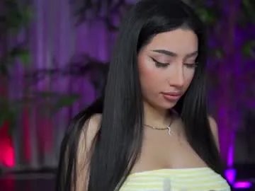 ginavalentinna on Chaturbate