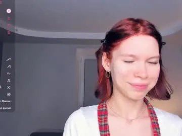 kity_paw — GOAL: unclasp my bra [37 tokens remaining] who wants to have some fun? #feet #latina #teen #18 #skinny