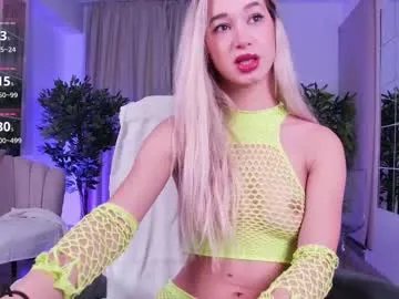 maevedream — GOAL: Tease my body and get me wet  Let's get a little messy... and see what colors desire really has .  #squirt #submissive #smalltits #dildo