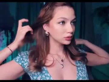 melisa_ginger — Squeeze boobs close up and lick them  #bigboobs #natural #teen #bigass #lovense [88 tokens remaining]