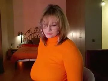 morvelyn on Chaturbate