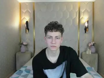 stefanbev — remove top 5 min [172 tokens left] #twink #bigcock #teen #young #cum