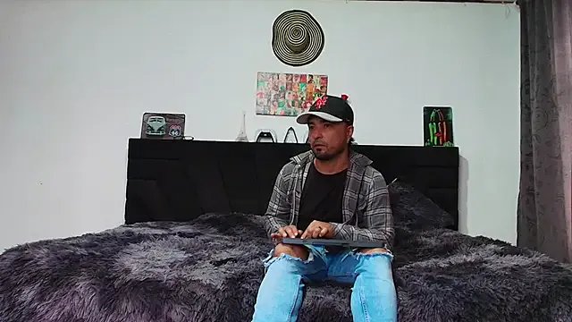 cajusexxx — quitarle el vestido bailando