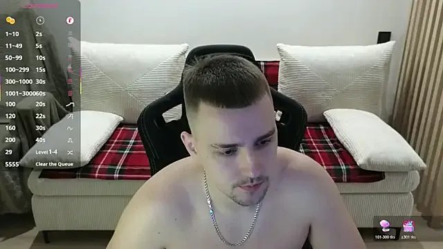 Larstar01 — love me