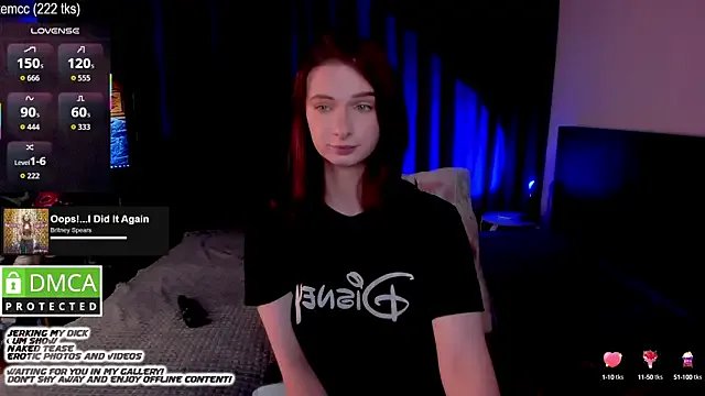 Lee_Loo on StripChat