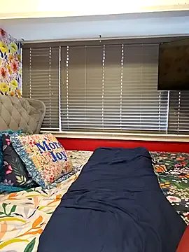 Maddythemilf on StripChat