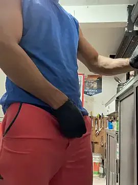 Paul22cm- — Cum show, let's do it!!  papi paul